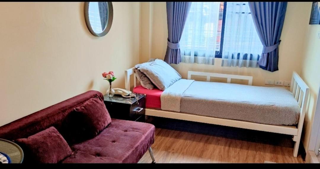 The Cube Sathorn Boutique Hotel Bangkok Extérieur photo